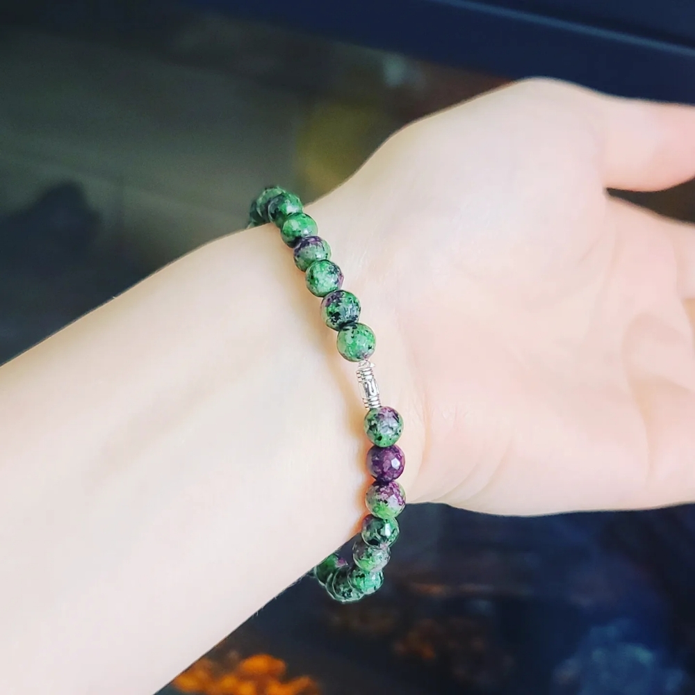 Ruby in zoisite - Picture 4 of 4